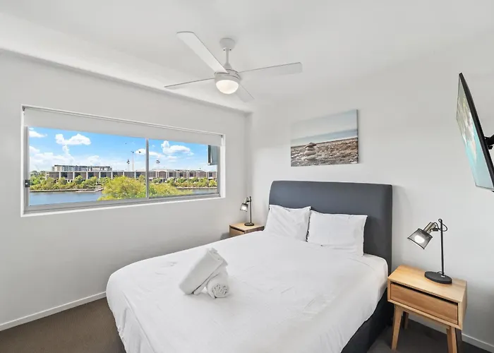 North Shore Oceanside Kawana