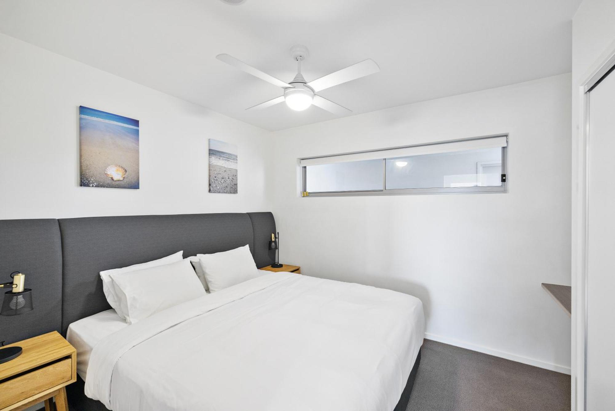 North Shore Oceanside Kawana Hotel 4*