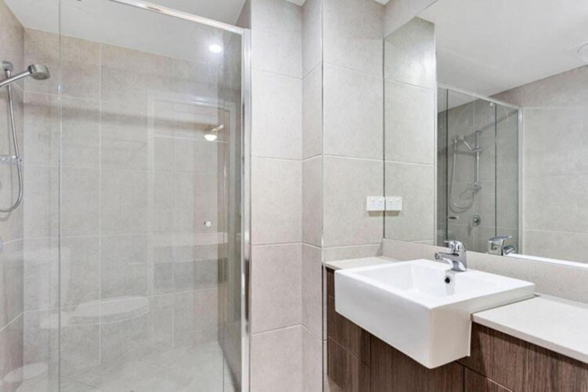 Hotel North Shore Oceanside Kawana Kawana Waters