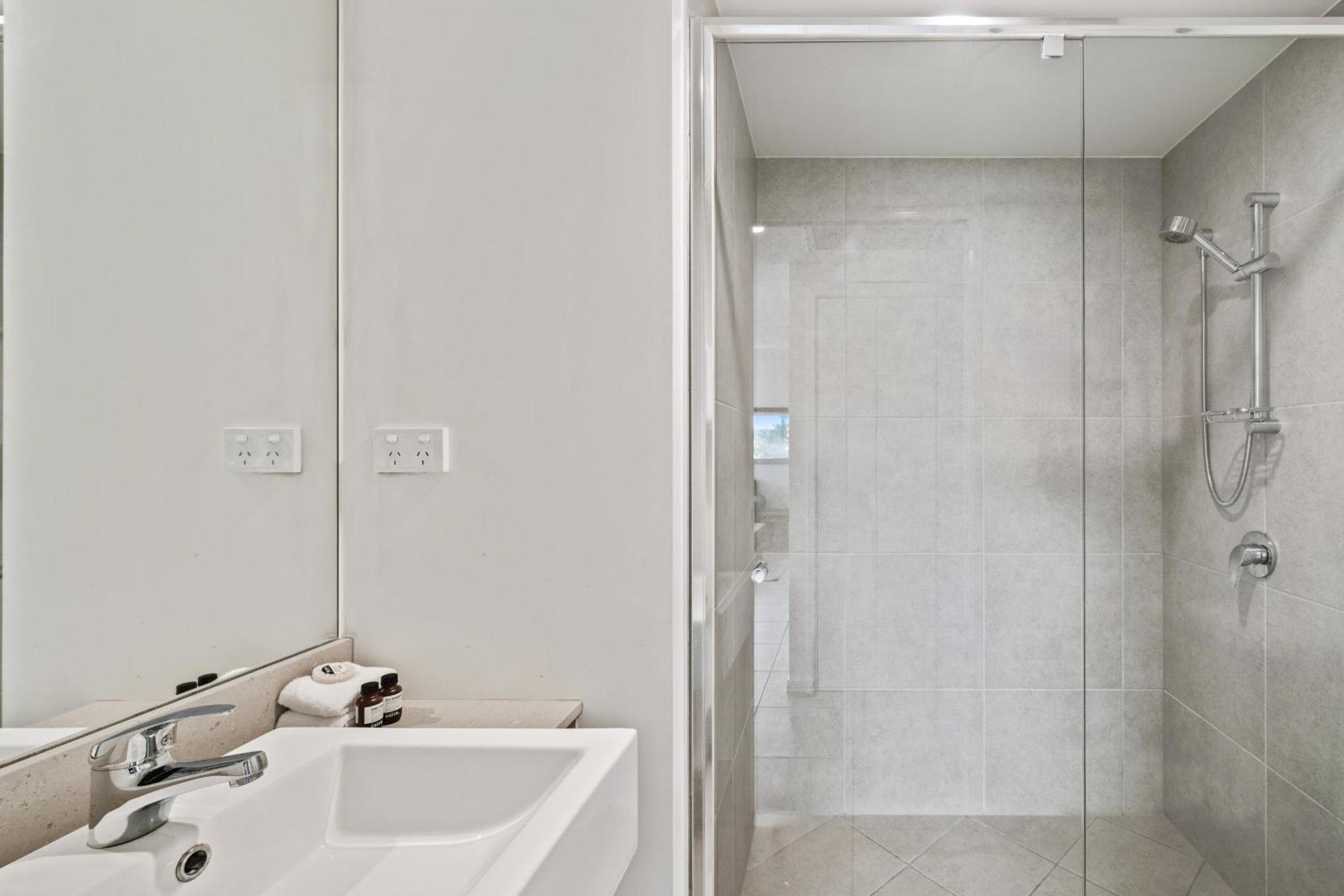 Hotel North Shore Oceanside Kawana