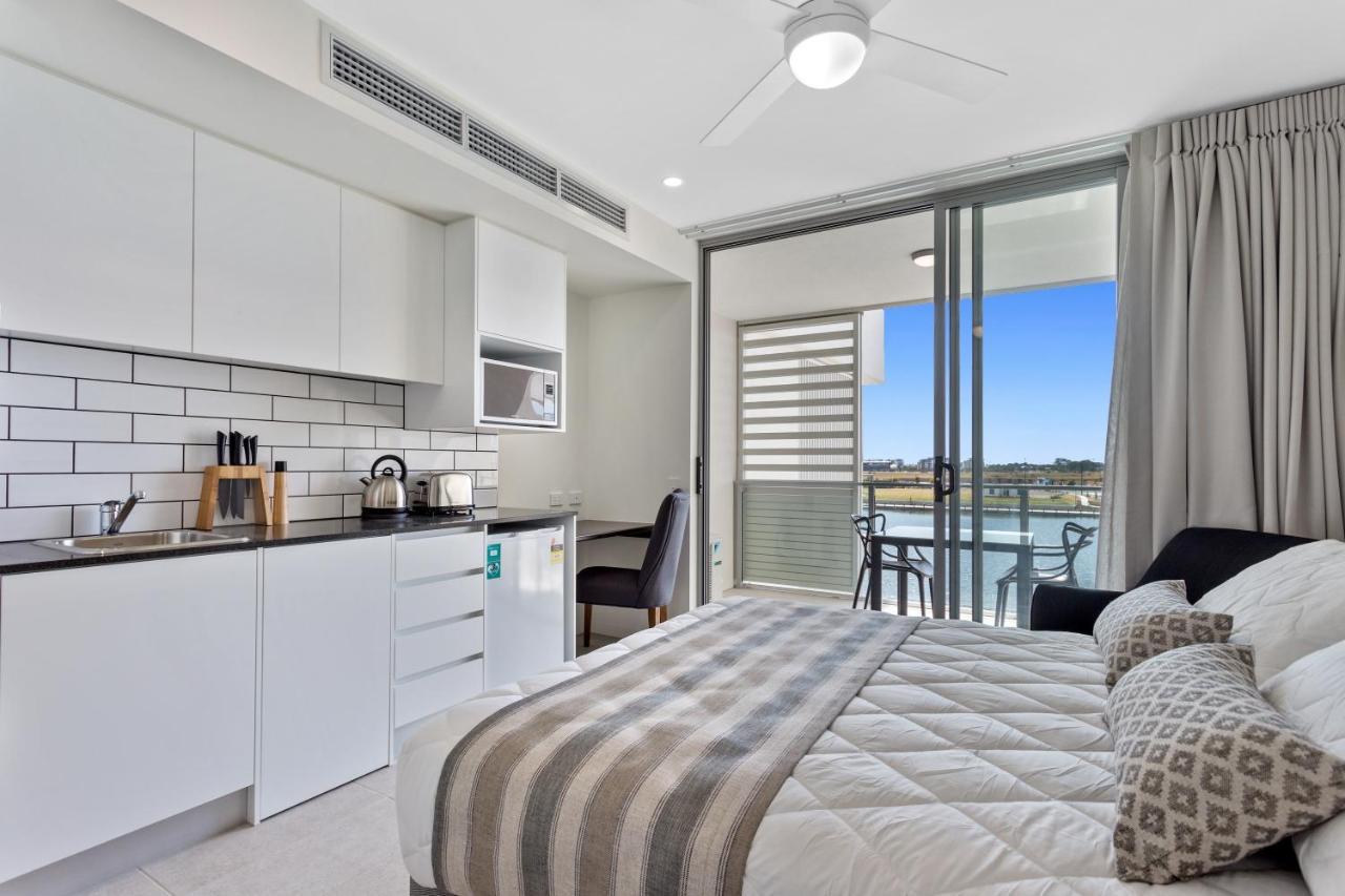 North Shore Oceanside Kawana 4* Kawana Waters