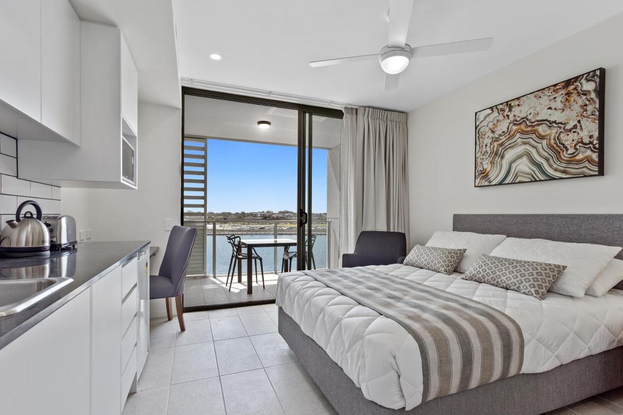 North Shore Oceanside Kawana 4*