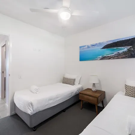 North Shore Oceanside Kawana Kawana Waters Exterior photo